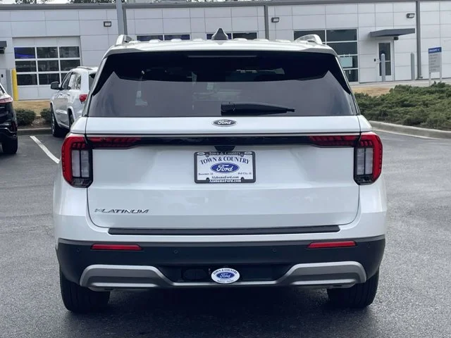 2026 Ford Explorer Platinum - Photo 36
