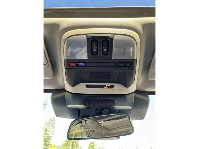 New 2026 CRYSTAL WHITE PEARL Subaru Premium image 20