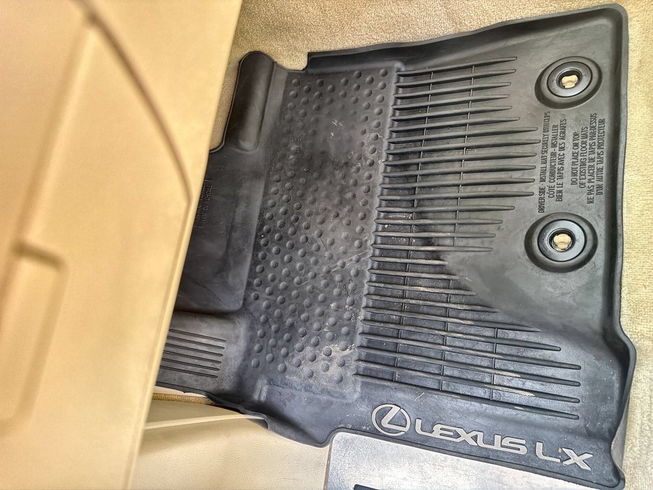 Used 2019 Gray Lexus Two-Row image 30