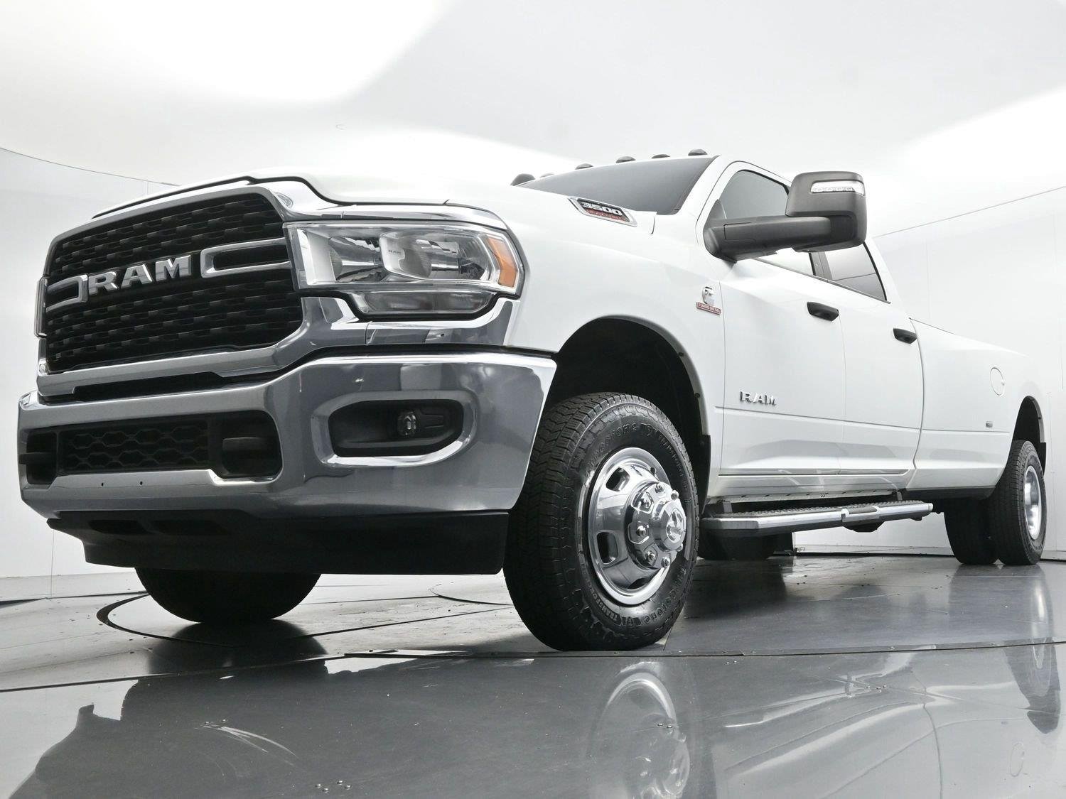 Used 2024 Bright White Clearcoat Ram Big Horn image 44