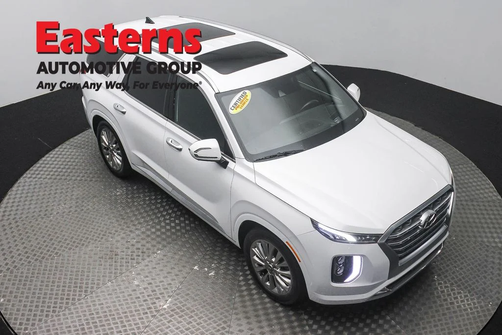 Used 2020 White Hyundai Limited image 3
