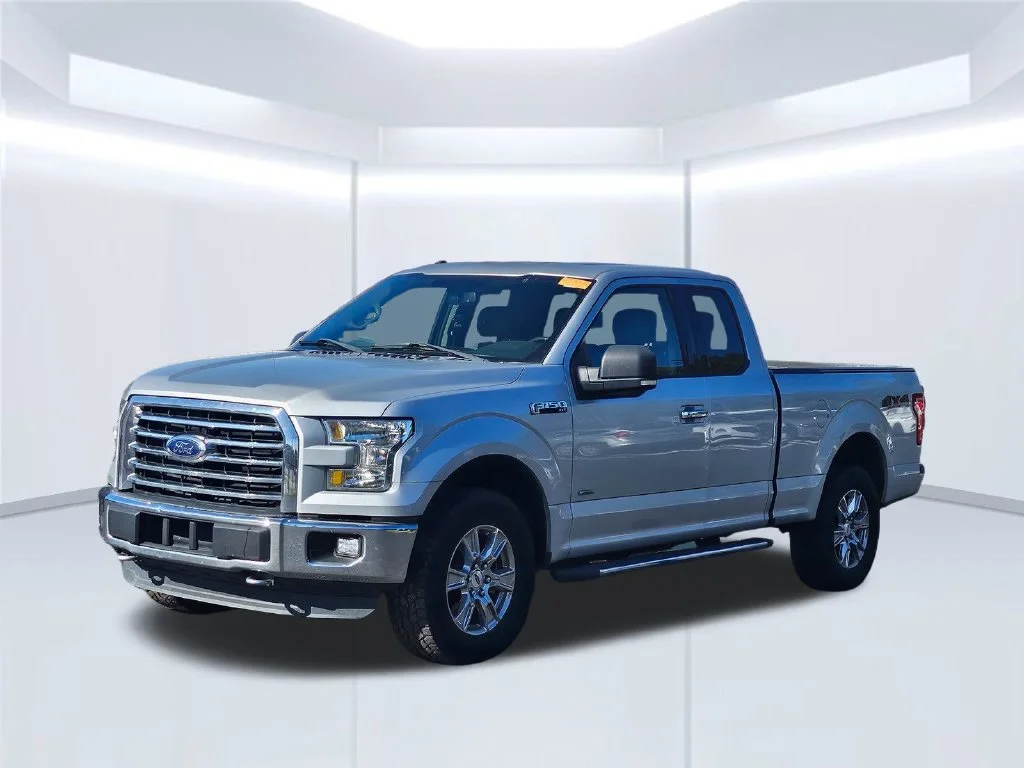 Certified Used 2016 Silver Ford XLT image 2