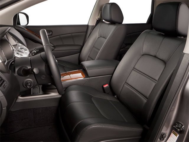 Used 2013 Super Black Clearcoat Nissan LE image 11