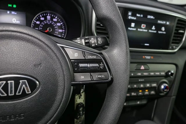 Used 2021 Red Kia LX image 26