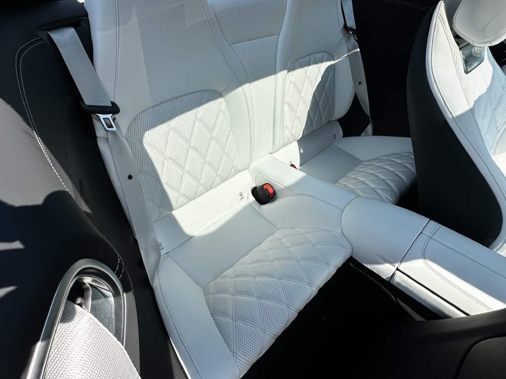 New 2026 MANUFAKTUR Moonlight White Metallic Mercedes-Benz AMG® GT 43 image 48