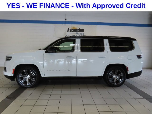 Used 2023 Bright White Clearcoat Jeep Base image 3