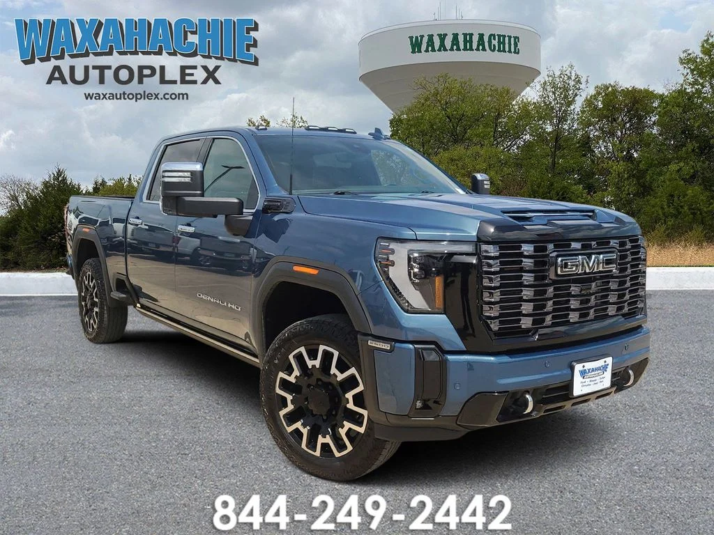 Used 2025 Blue GMC Denali Ultimate image 1