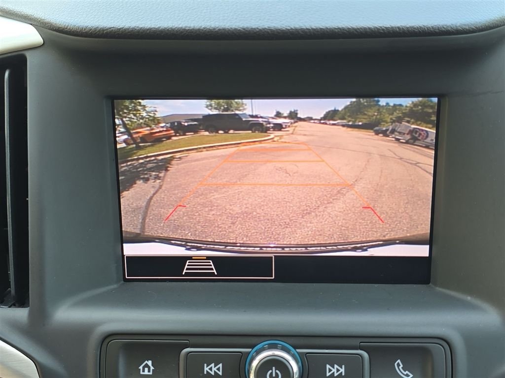Used 2024 Black GMC SLE image 21