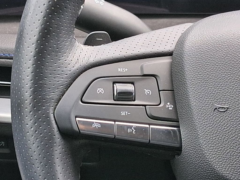 Used 2025 Crystal White Tricoat Cadillac Sport image 11