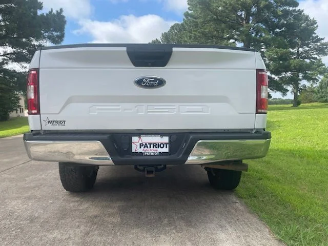 Used 2019 White Ford XL image 7