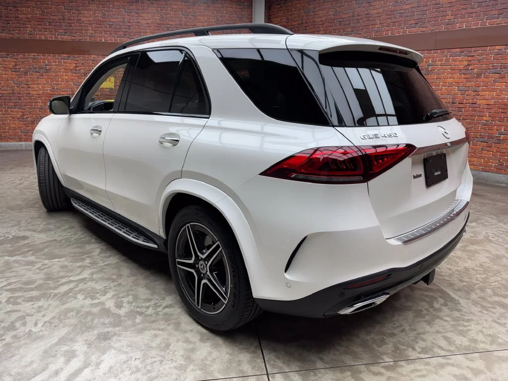 Used 2022 White Mercedes-Benz GLE 450 image 2