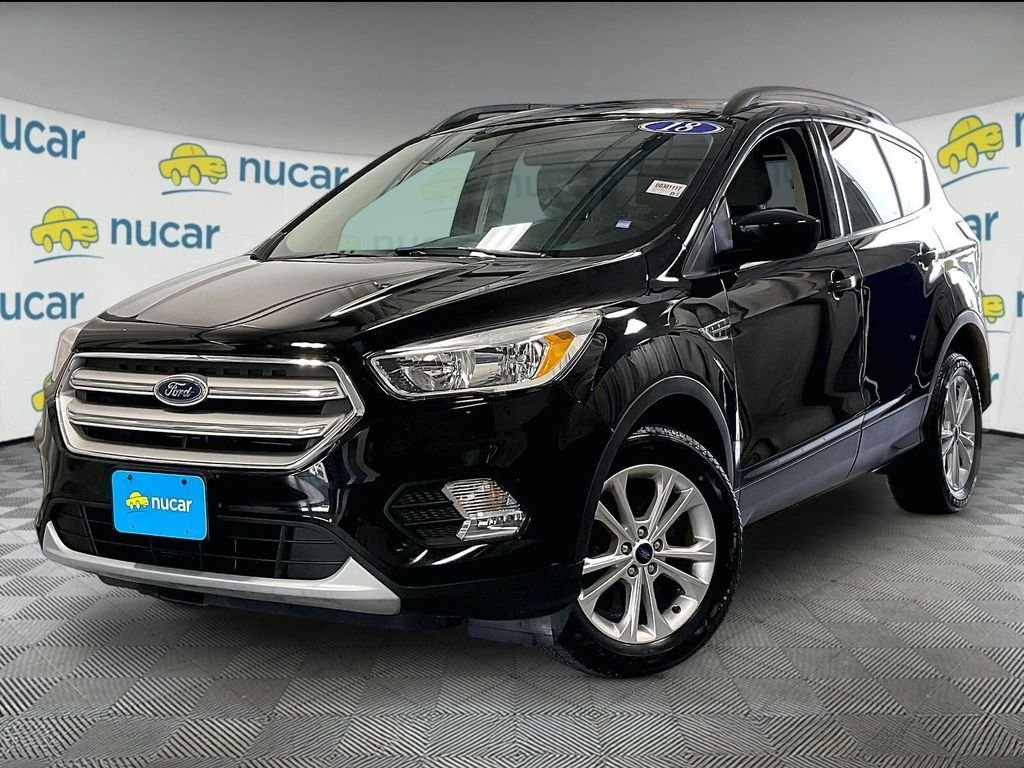 Used 2018 Black Ford SE image 3