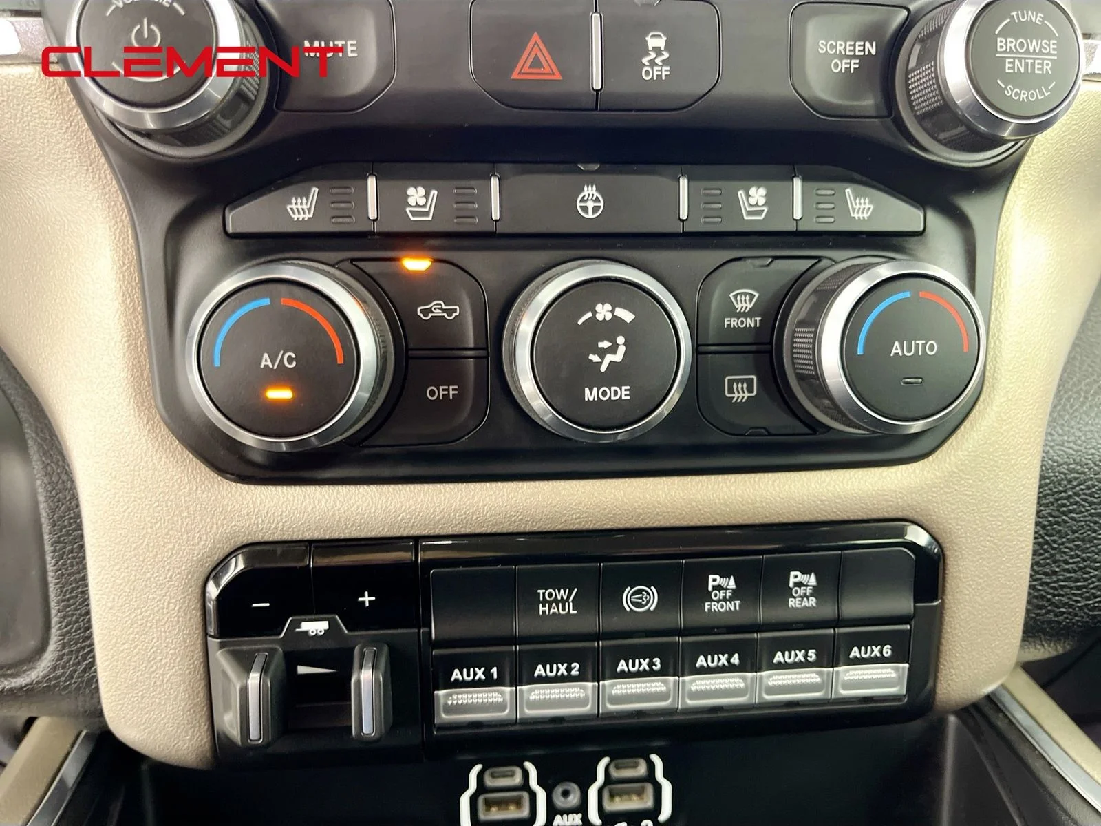 2022 RAM Ram 3500 Pickup Laramie - Photo 19