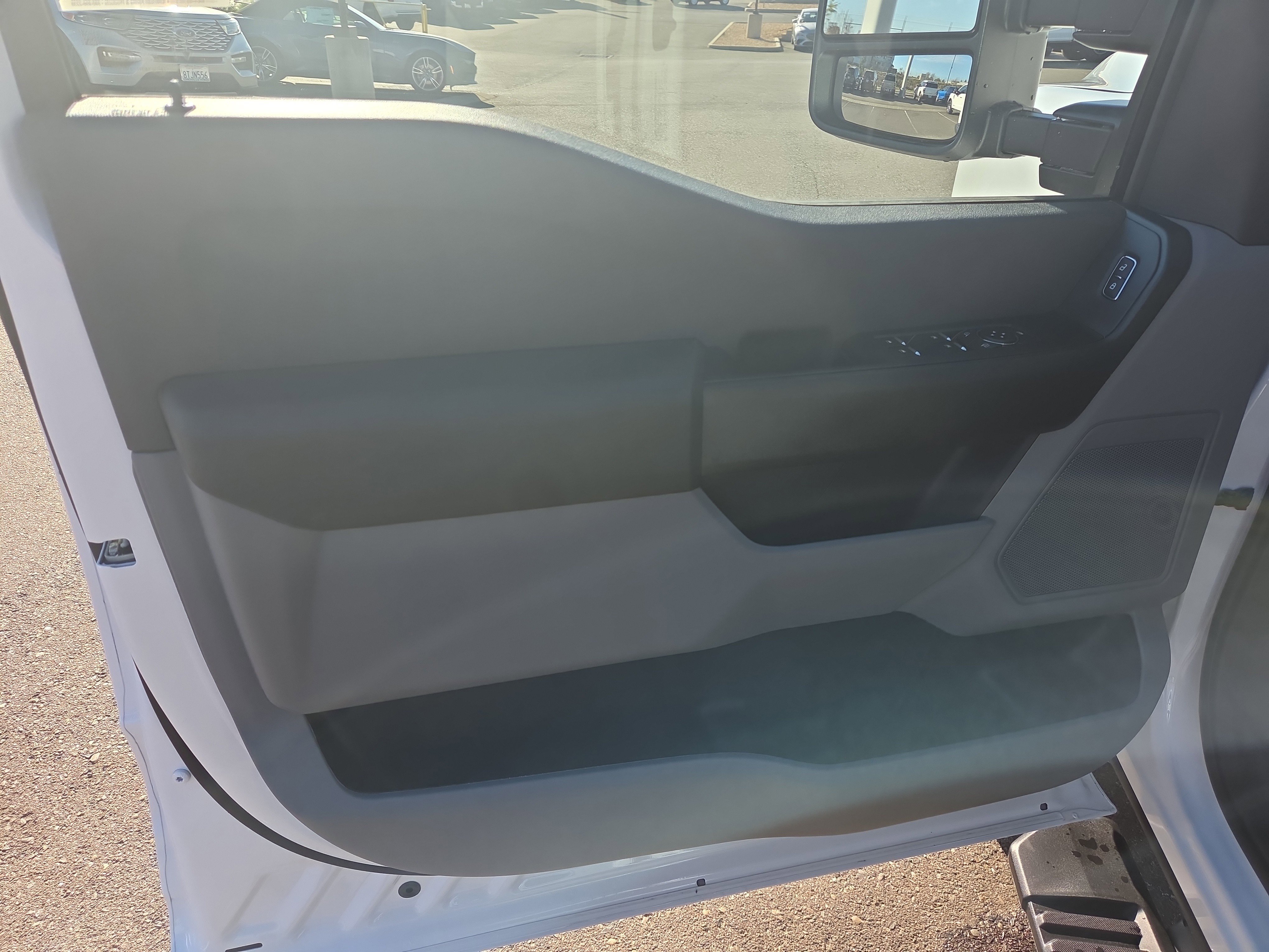 2026 Ford F-350 Super Duty XL - Photo 11
