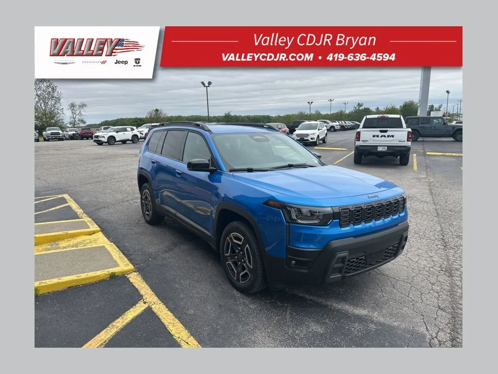 New 2026 Hydro Blue Pearl-Coat Exterior Paint Jeep Limited image 1