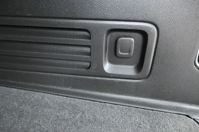 Used 2023 Gray Chevrolet LT image 10
