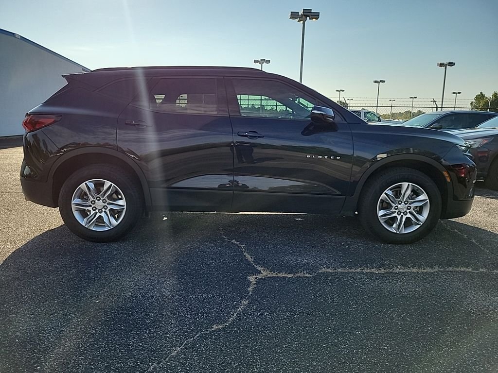 Used 2020 Blue Chevrolet LT image 9