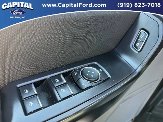 Used 2023 White Ford XL image 21