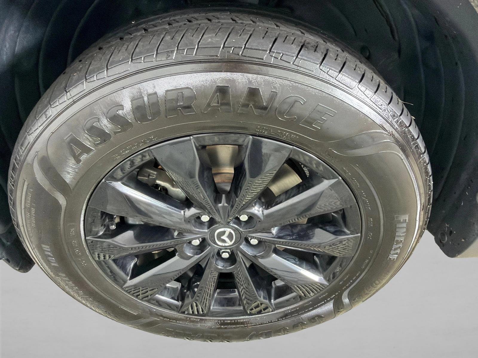Used 2025 Wind Chill Pearl Mazda 2.5 S Preferred Package image 11