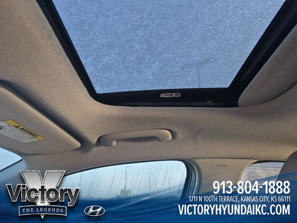Used 2024 White Hyundai Limited image 21