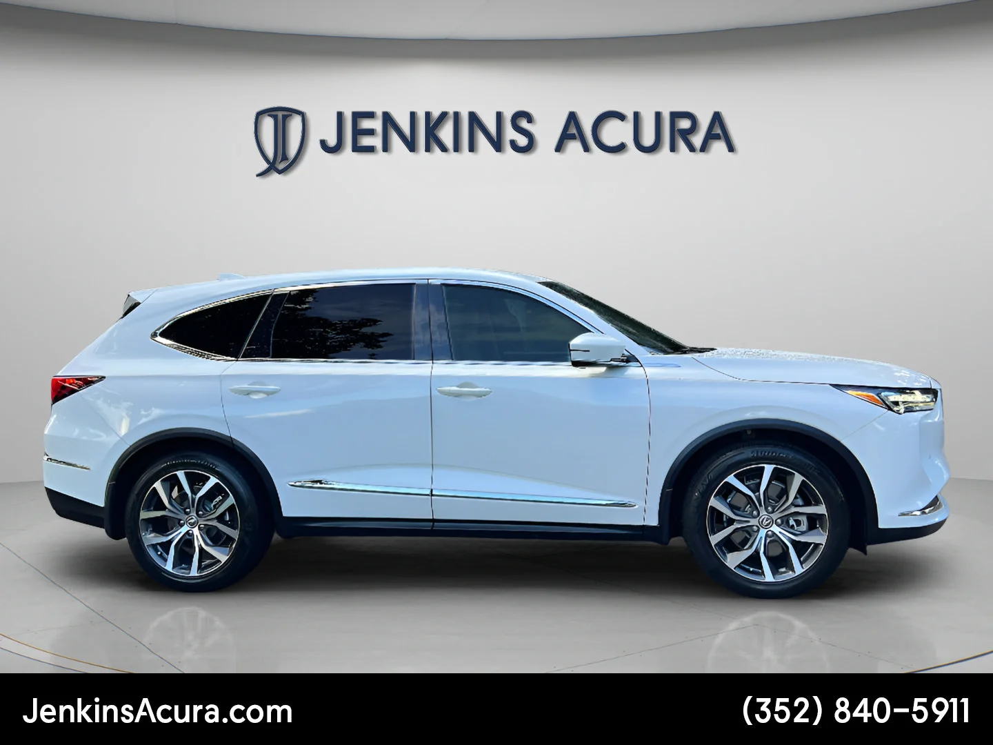 Used 2023 Platinum White Pearl Acura w/Technology Package image 2