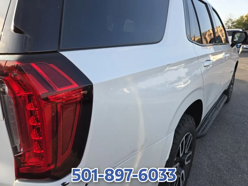 Used 2022 White Frost GMC AT4 image 8