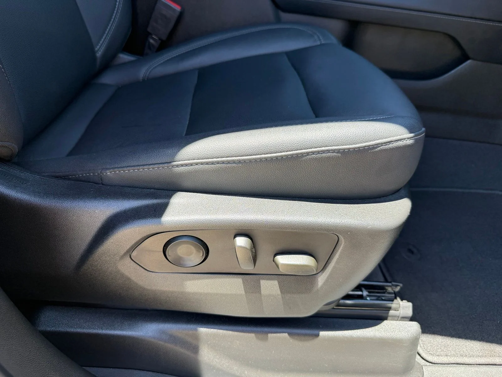 2023 Chevrolet Tahoe LT - Photo 35