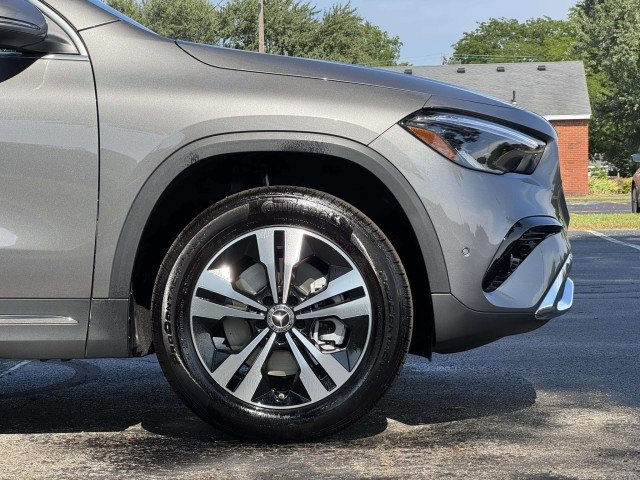 New 2026 GREY Mercedes-Benz GLA 250 image 7