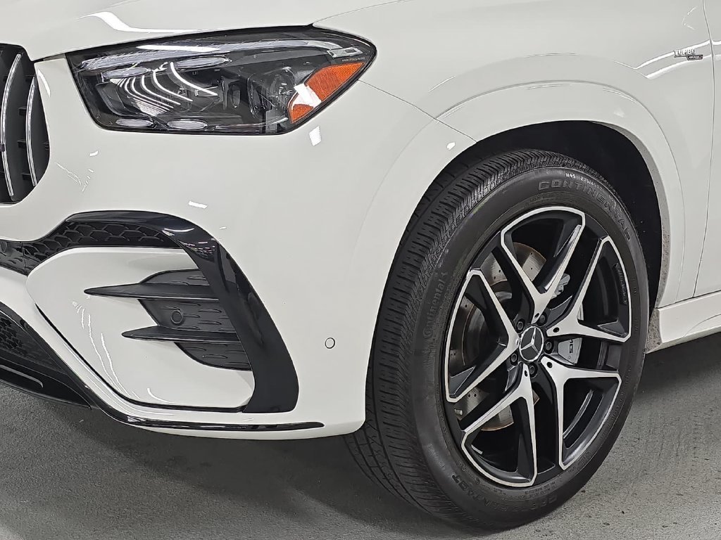 Used 2025 Polar White Mercedes-Benz GLE 53 AMG® image 11