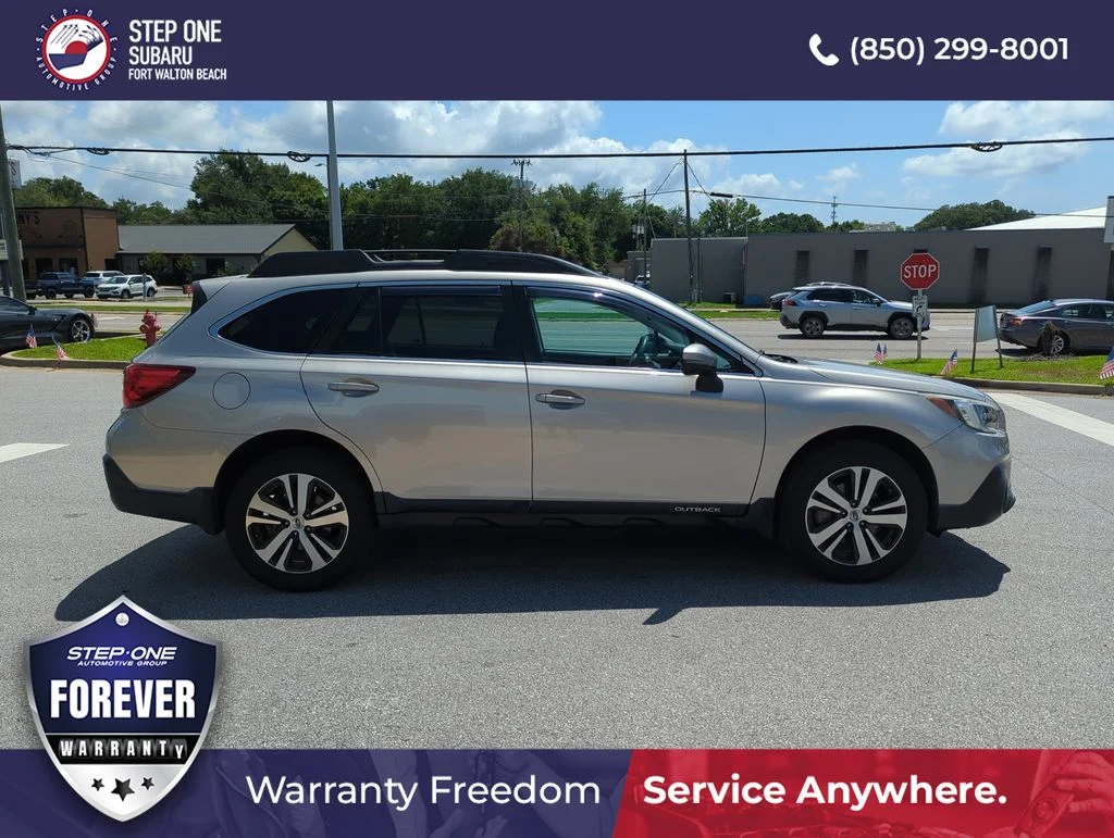 Used 2018 Gray Subaru 2.5i image 8