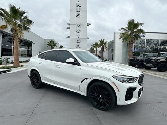 2022 BMW X6 xDrive40i's photo