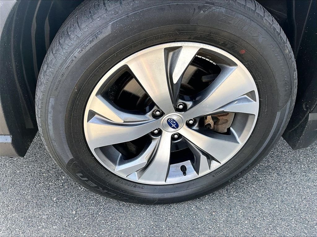 Used 2019 Ice Silver Metallic Subaru Premium image 7