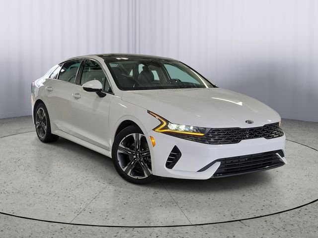 2021 Kia Optima EX FWD's photo