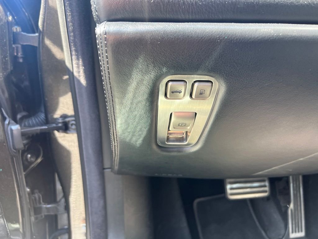 Used 2018 Gray Karma Luxury image 29