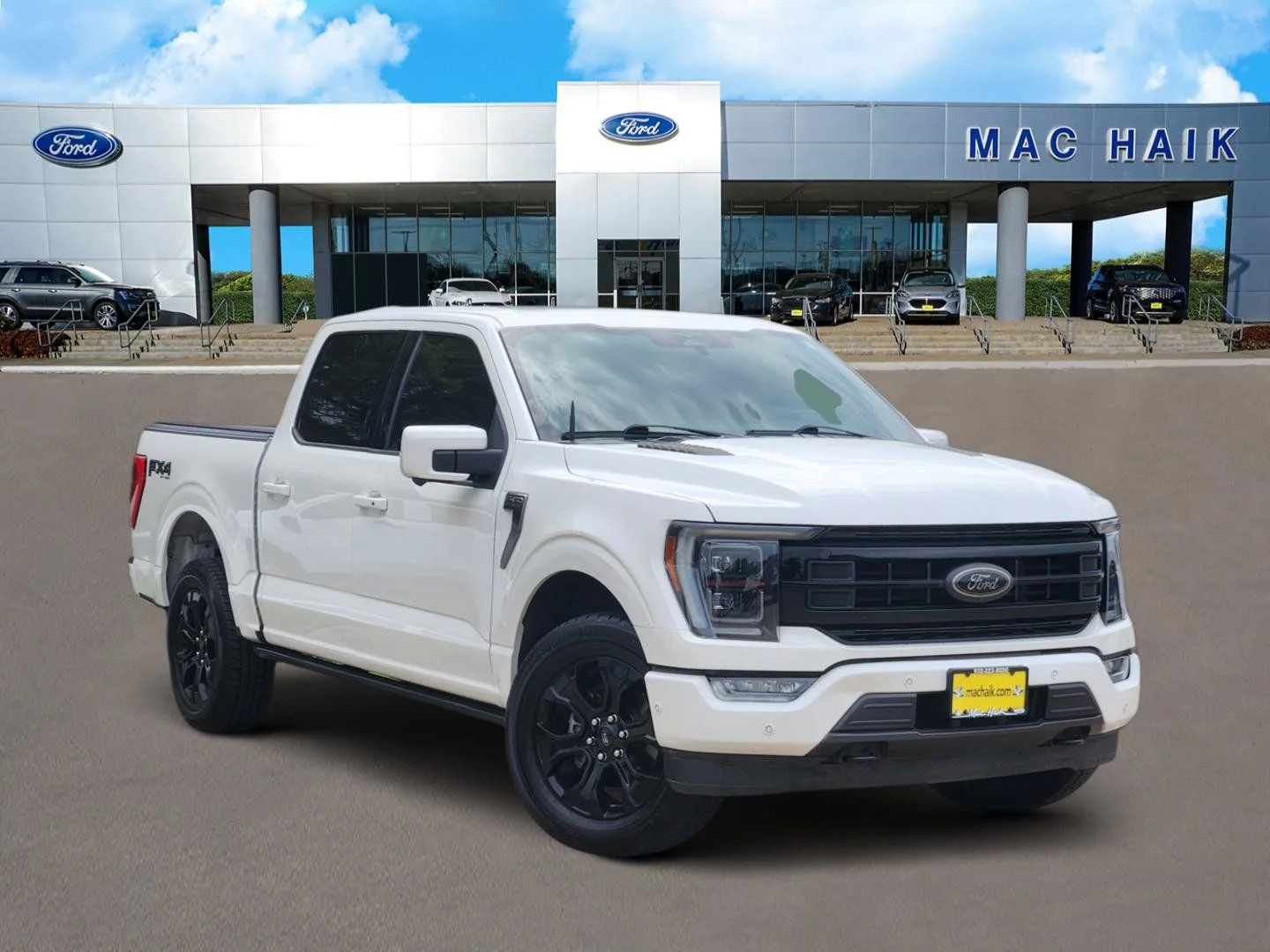 Used 2023 White Ford Platinum image 1