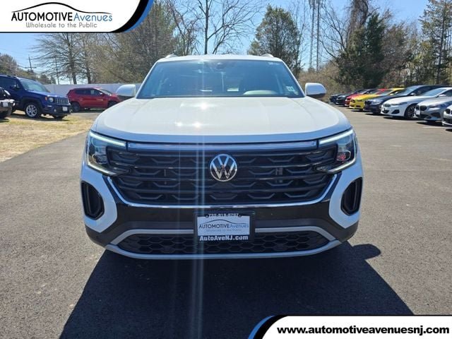 2024 Volkswagen Atlas Cross Sport SE w/Tech