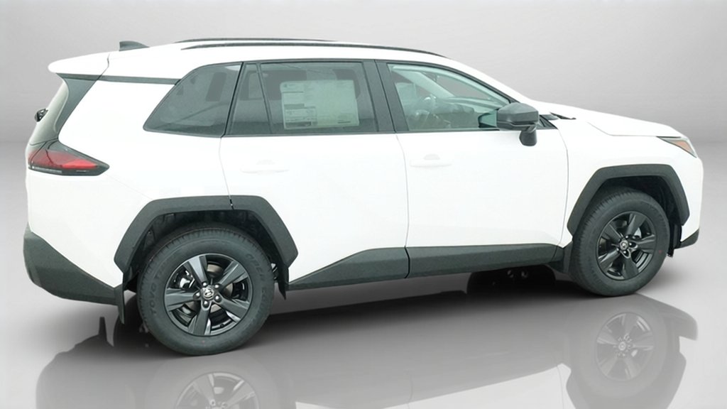 New 2026 Ice Cap Toyota LE image 8