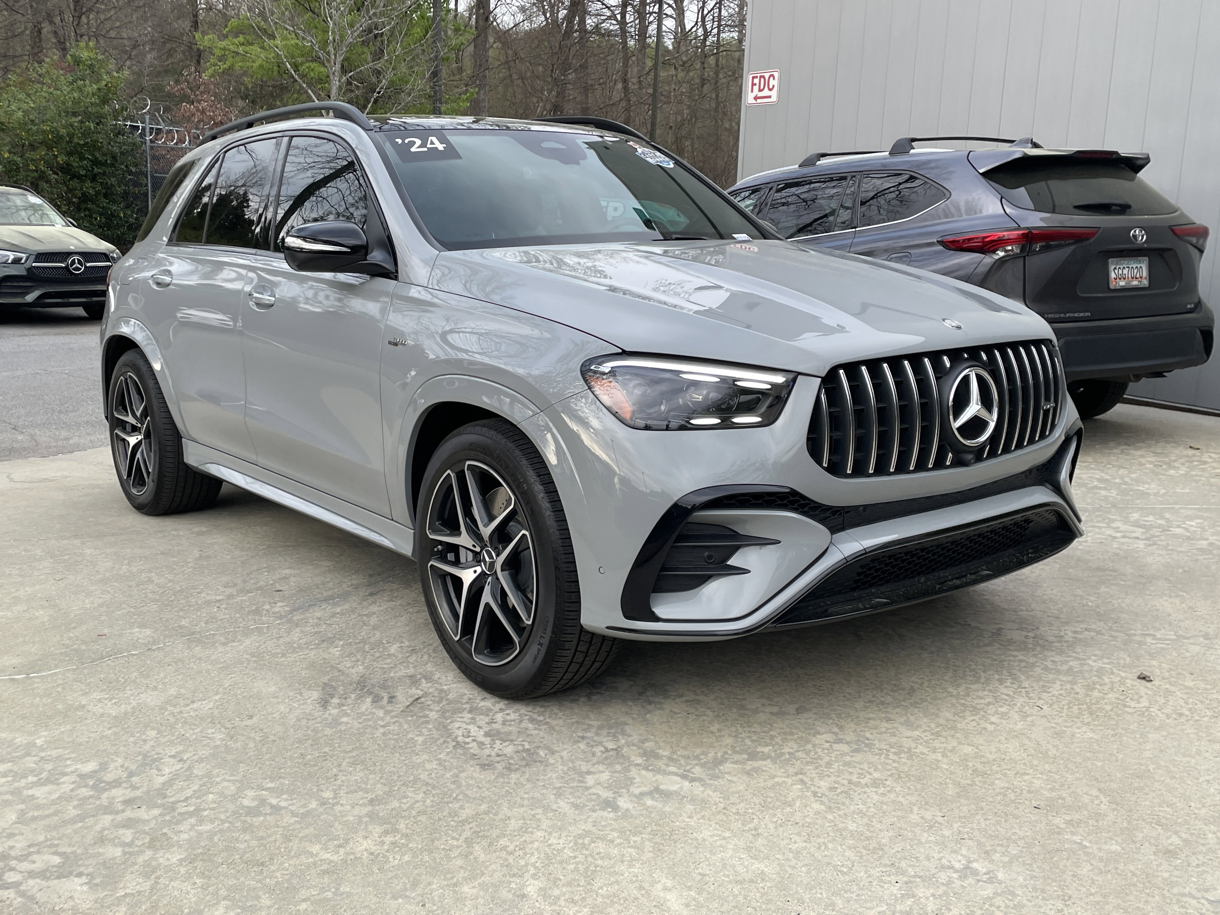 Certified Used 2024 MANUFAKTUR Alpine Grey Mercedes-Benz AMG® GLE 53 4MATIC®+ SUV image 4