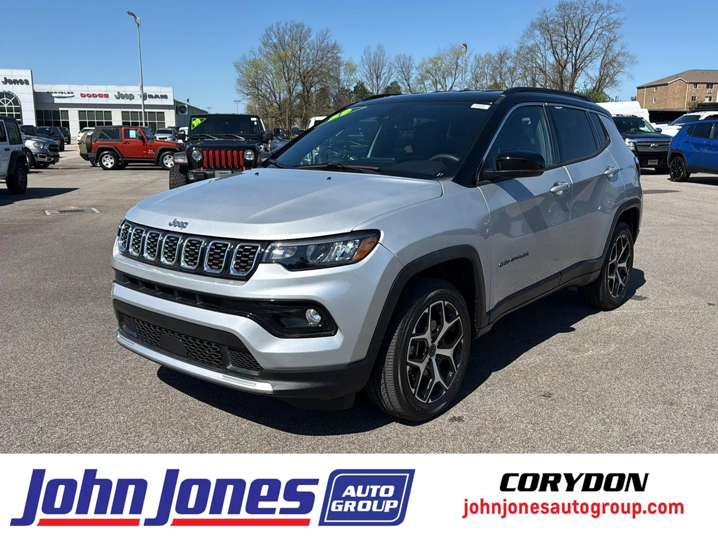 Used 2025 Silver Zynith Metallic Clearcoat Jeep Limited image 1