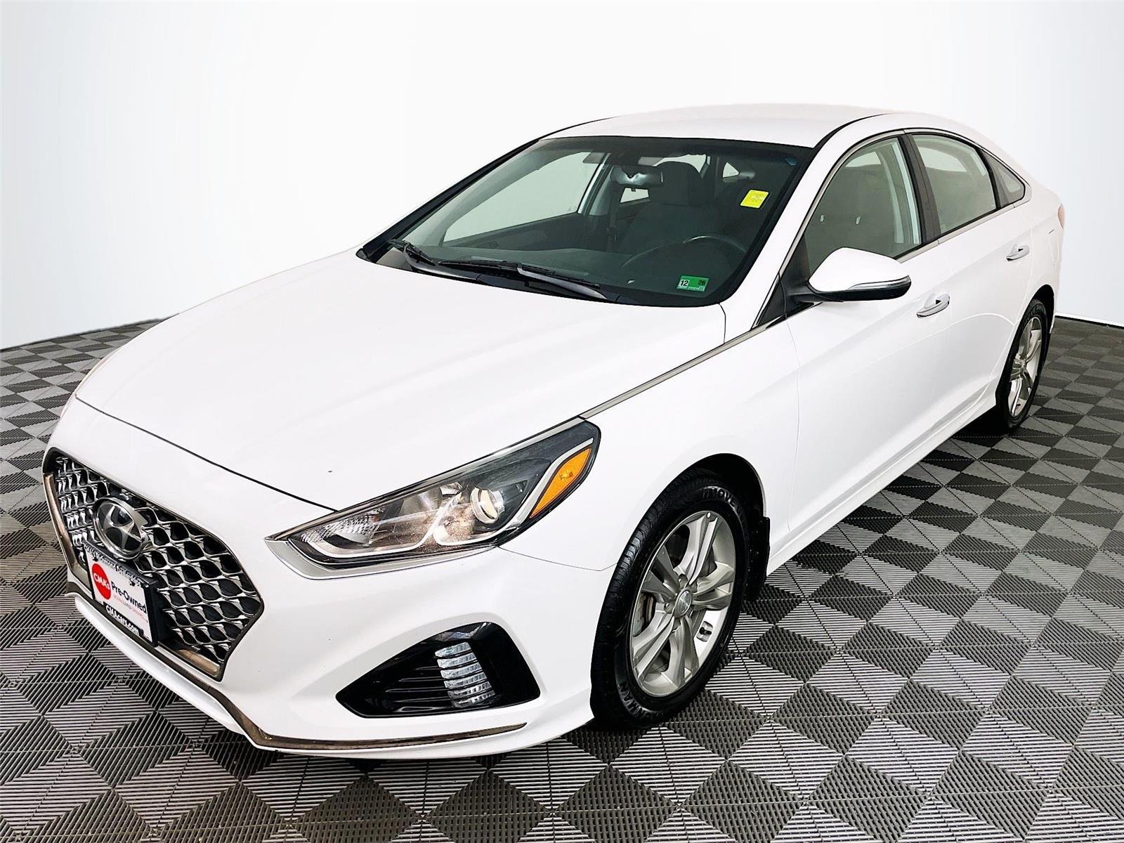 Used 2019 Quartz White Pearl Hyundai SEL image 3
