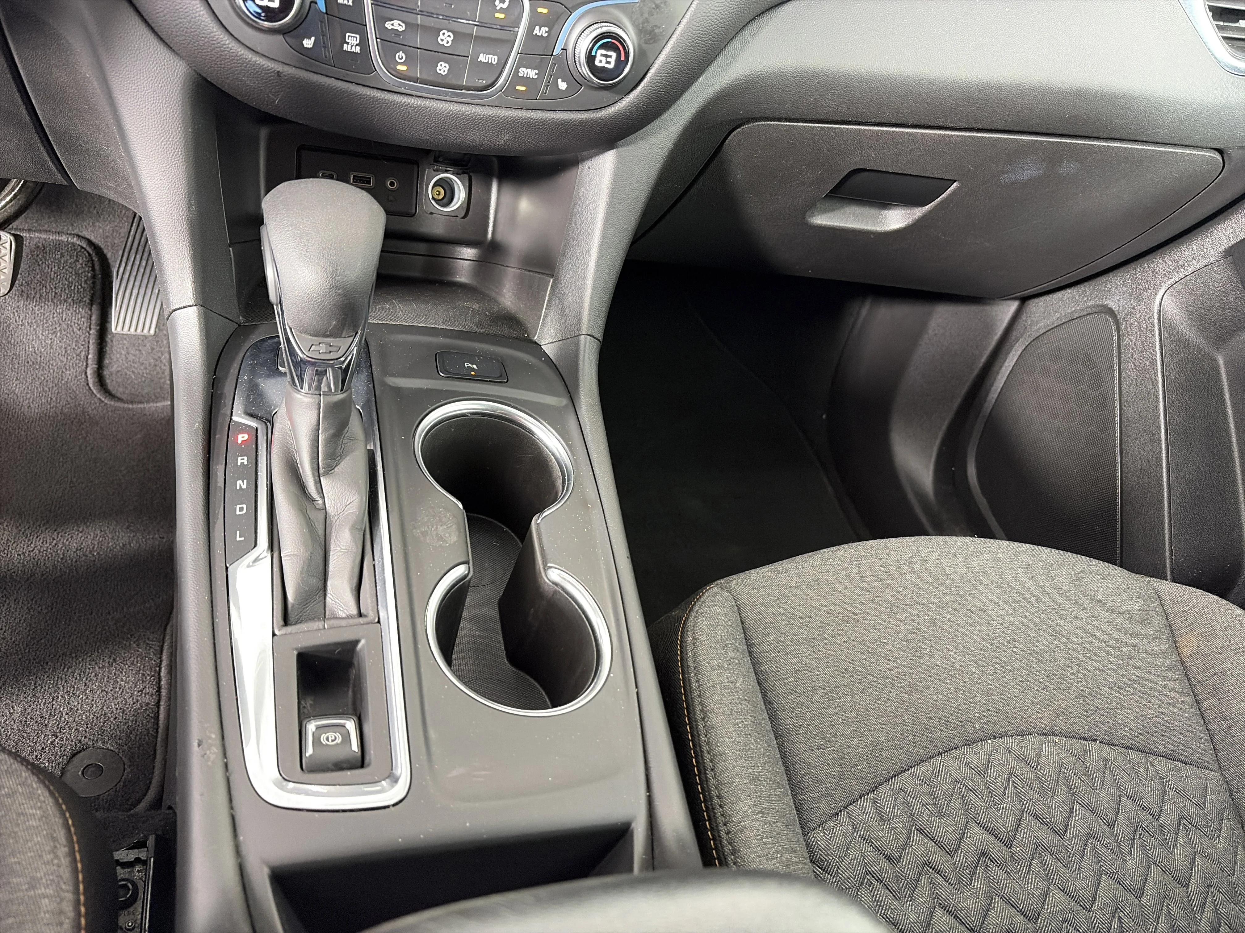 2024 Chevrolet Equinox LT - Photo 28