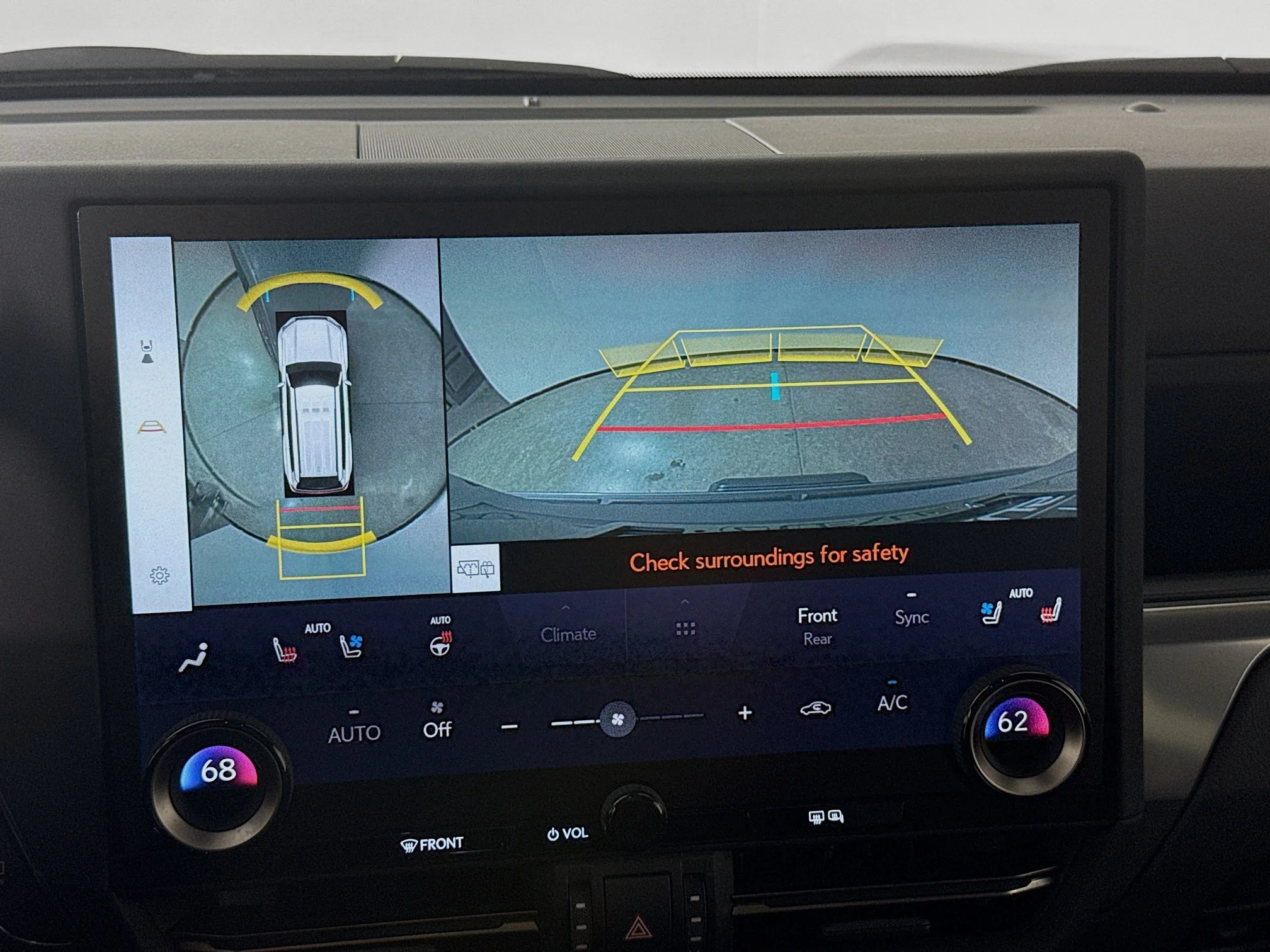 Used 2024 NEBULA GRAY PEARL Lexus 550 Luxury+ image 16