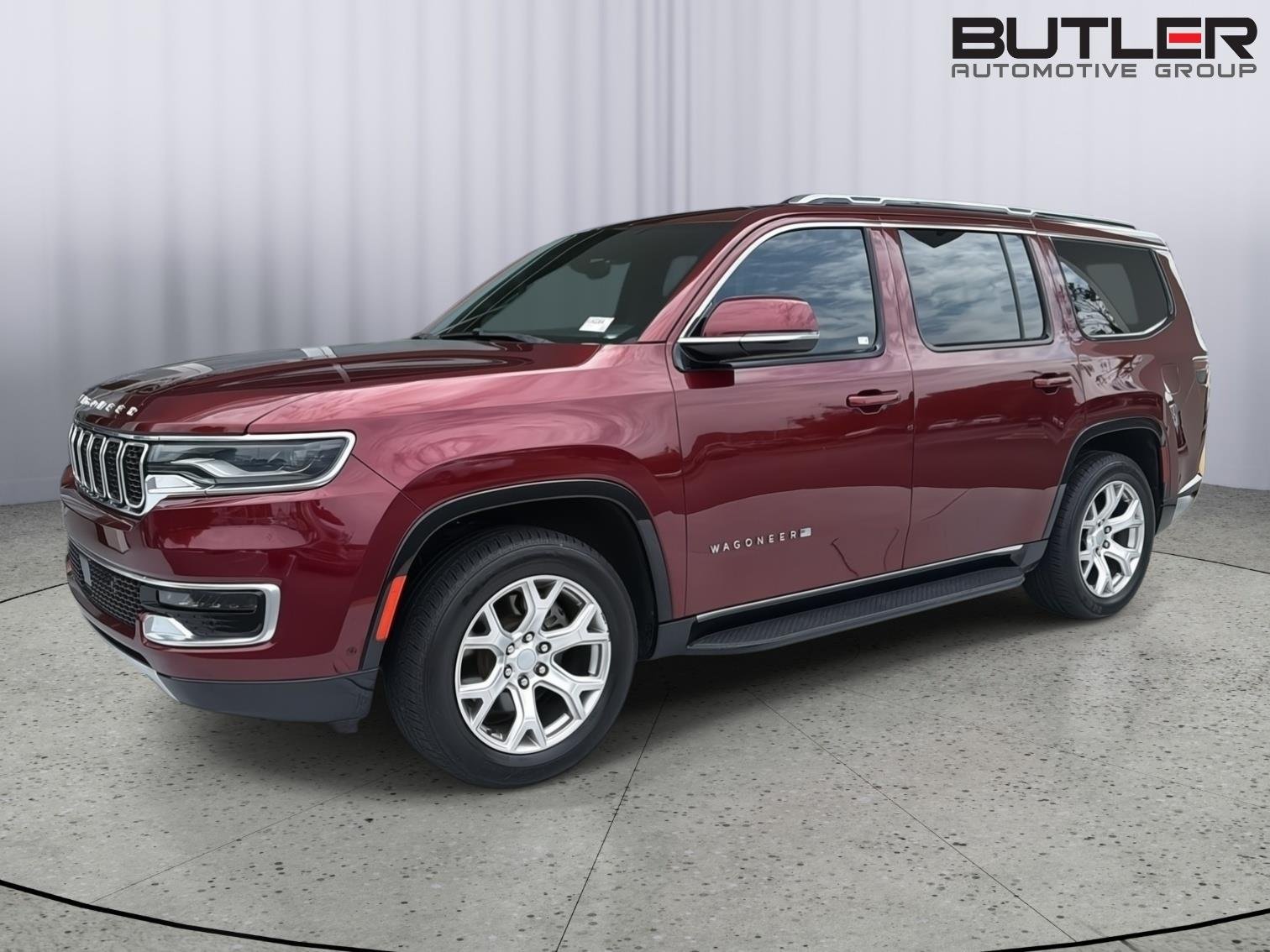 Used 2022 Velvet Red Pearlcoat Jeep Series II image 1