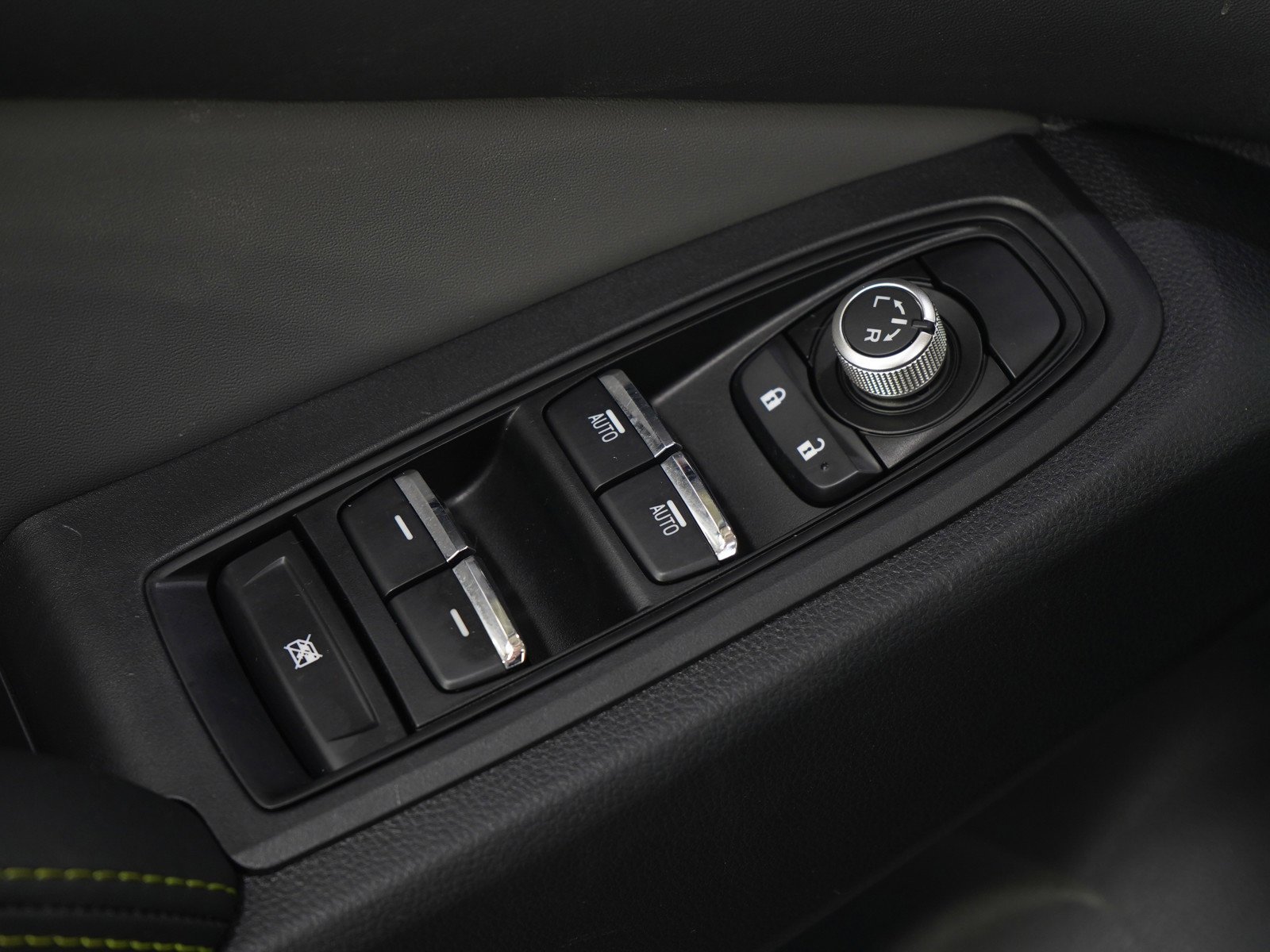 Used 2023 Magnetite Gray Metallic Subaru Onyx Edition image 24