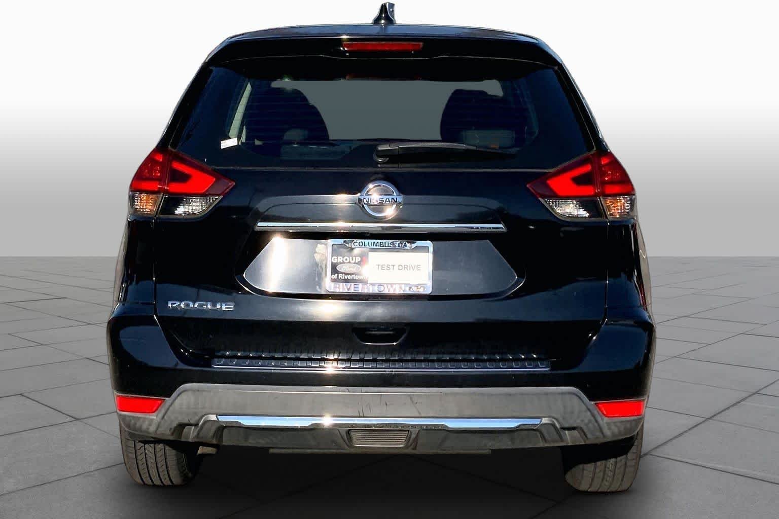 Used 2017 Magnetic Black Nissan S image 4