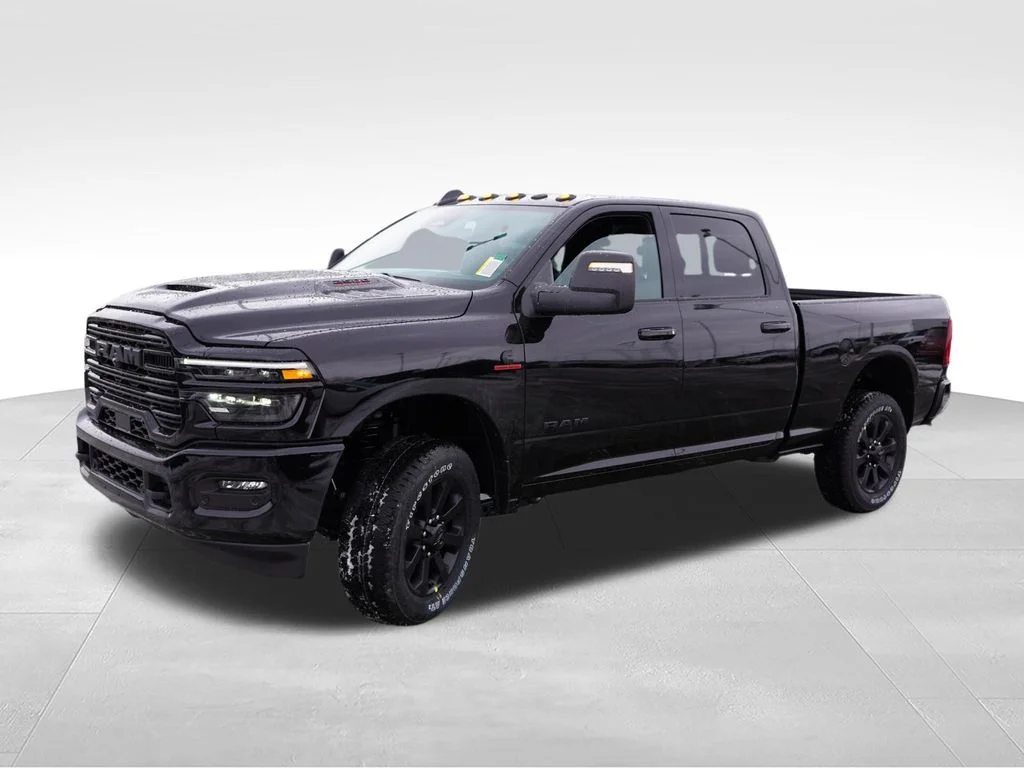 New 2026 Diamond Black Crystal Pearl-Coat Exterior Paint RAM Laramie image 7