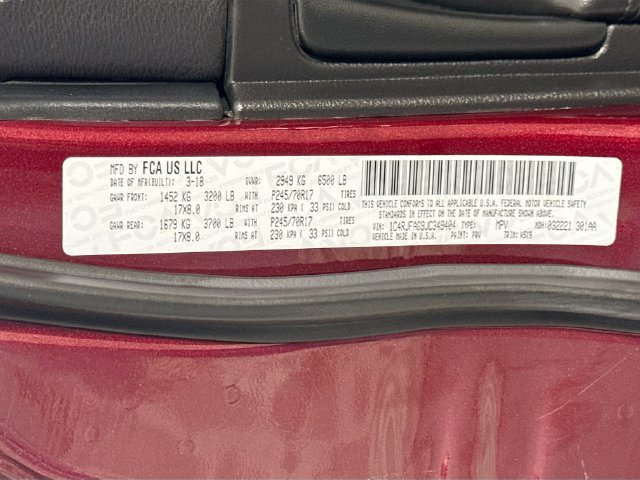 Used 2018 Red Jeep Laredo image 29
