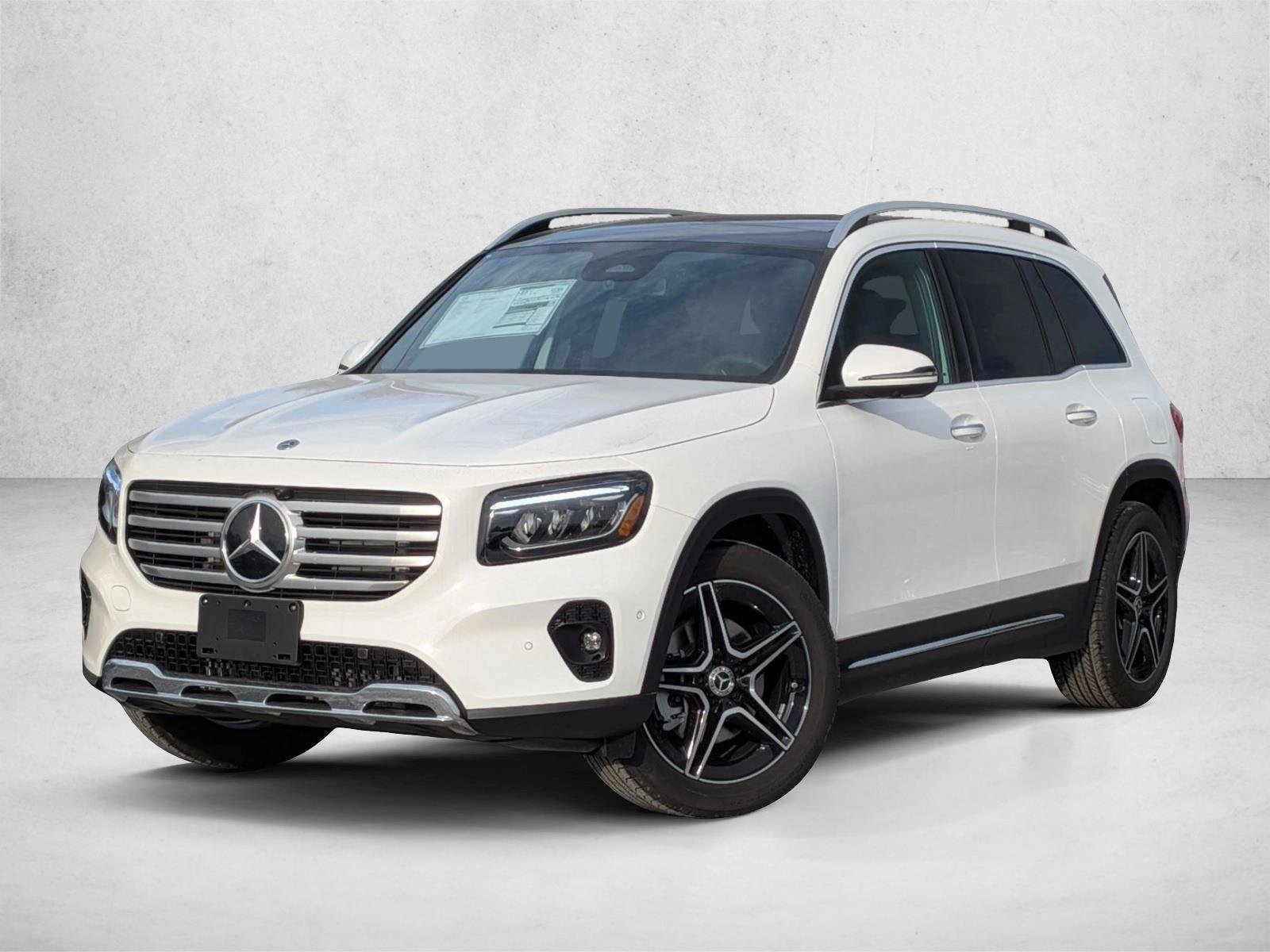 Certified Used 2026 Polar White Mercedes-Benz GLB 250 image 1