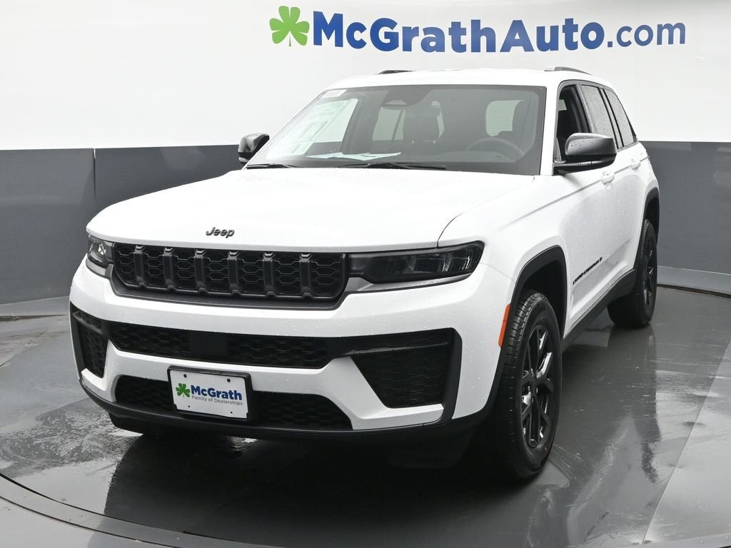 New 2026 Bright White Clear-Coat Exterior Paint Jeep Altitude image 20