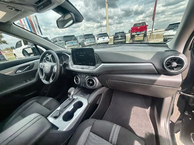 2024 Chevrolet Blazer 2LT - Photo 28